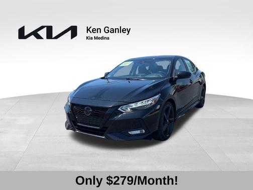 Black 2022 Nissan Sentra SR