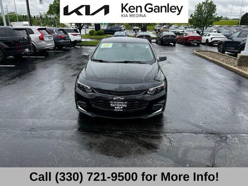 Mosaic Black Metallic 2018 Chevrolet Malibu LT