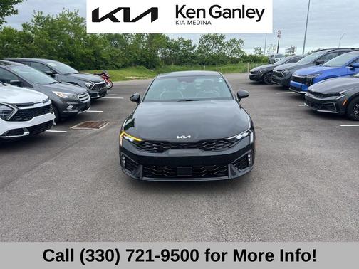 Aurora Black Pearl 2025 Kia K5 GT-Line