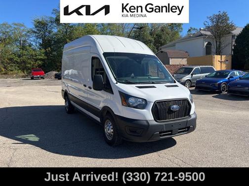 2022 Ford Transit-250 Base
