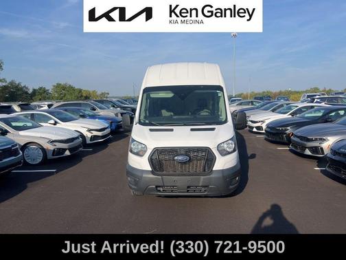2022 Ford Transit-250 Base