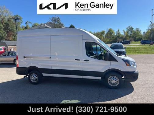 2022 Ford Transit-250 Base