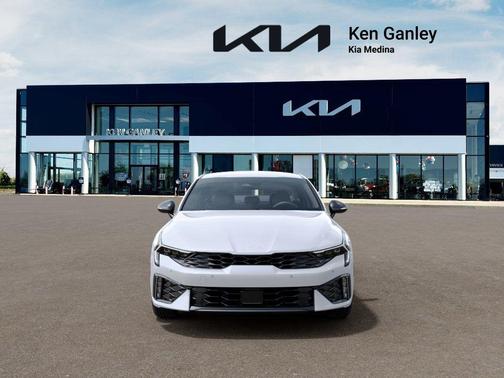 Snow White Pearl 2026 Kia K5 GT-Line