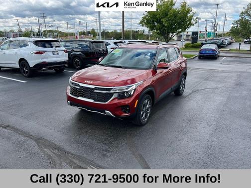 Mars Orange 2024 Kia Seltos S
