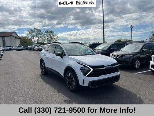 Glacial White Pearl 2023 Kia Sportage X-Line