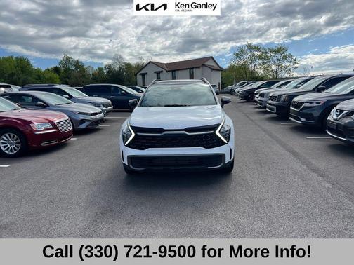 Glacial White Pearl 2023 Kia Sportage X-Line