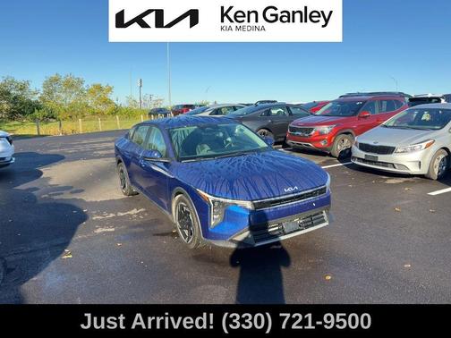 2025 Kia K4 EX