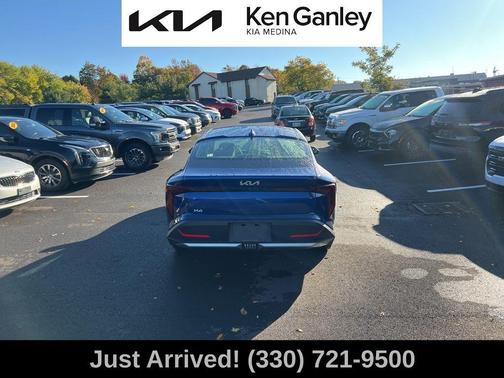 2025 Kia K4 EX