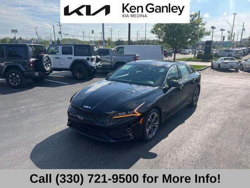 2022 Kia K5 EX