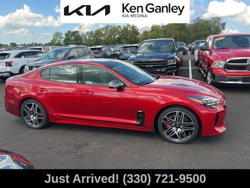 2022 Kia Stinger GT1