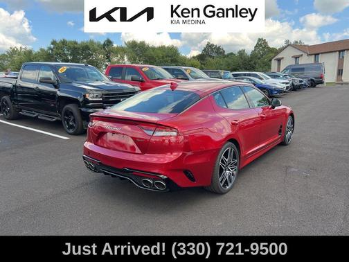 2022 Kia Stinger GT1