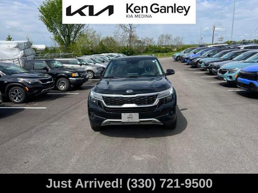 Cherry Black 2021 Kia Seltos S
