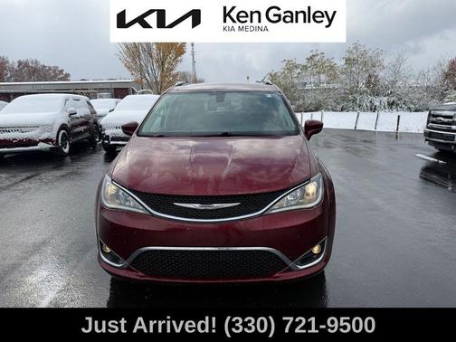 2019 Chrysler Pacifica Touring-L