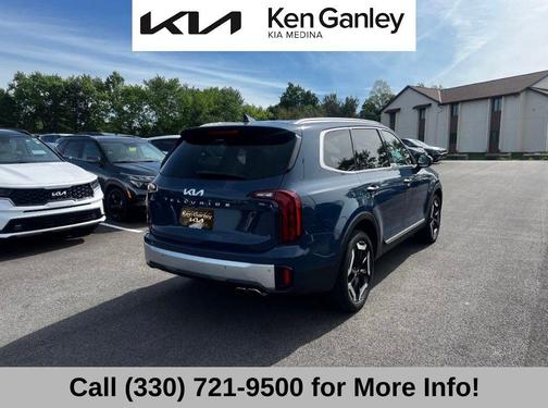 Midnight Black 2024 Kia Telluride S