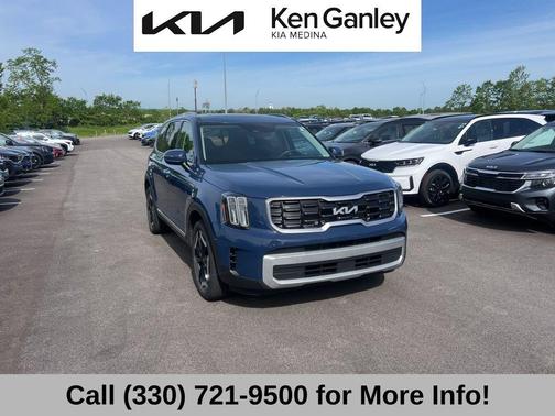 Midnight Black 2024 Kia Telluride S