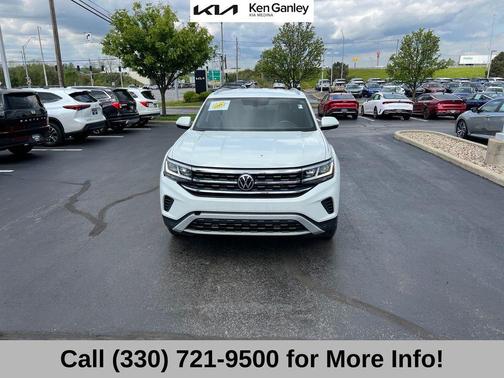 Pure White 2022 Volkswagen Atlas Cross Sport 2.0T SE w/Technology