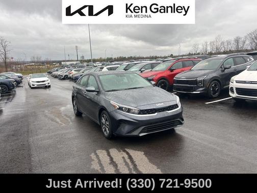 Gravity Gray 2023 Kia Forte LXS