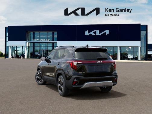 Fusion Orange 2026 Kia Seltos S
