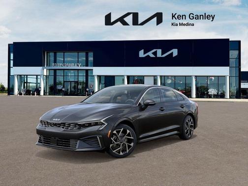 2025 Kia K5 EX