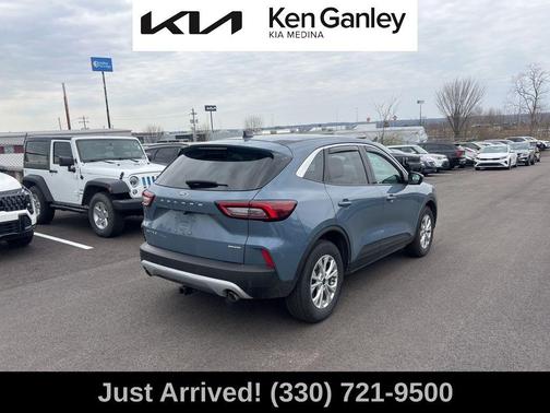 Vapor Blue Metallic 2023 Ford Escape Active