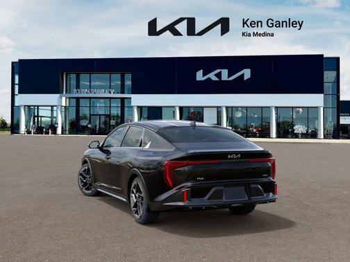2025 Kia K4 GT-Line