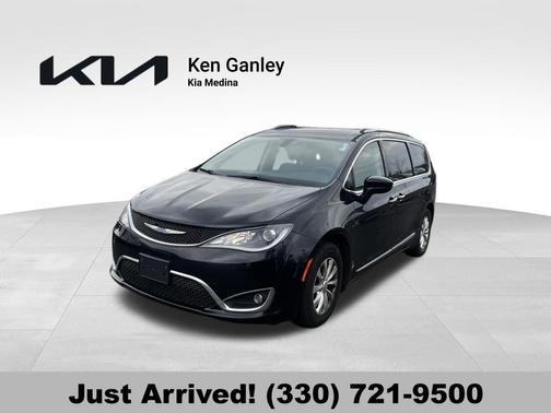 2018 Chrysler Pacifica Touring-L