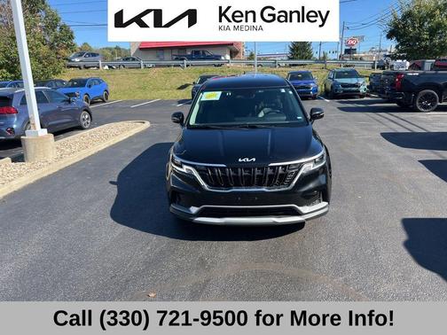 2024 Kia Carnival LX Seat Package