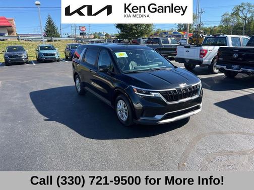 2024 Kia Carnival LX Seat Package