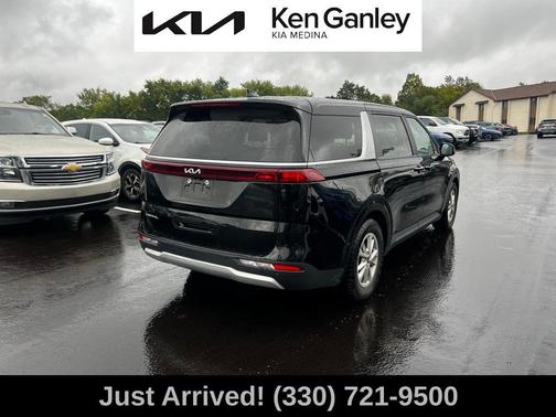 2024 Kia Carnival LX Seat Package