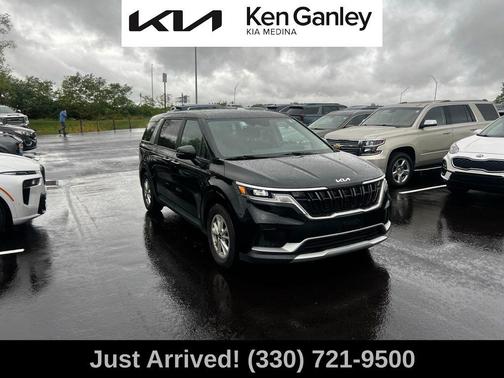 2024 Kia Carnival LX Seat Package