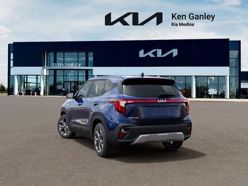 DARKOCEANBLUE 2026 Kia Seltos LX