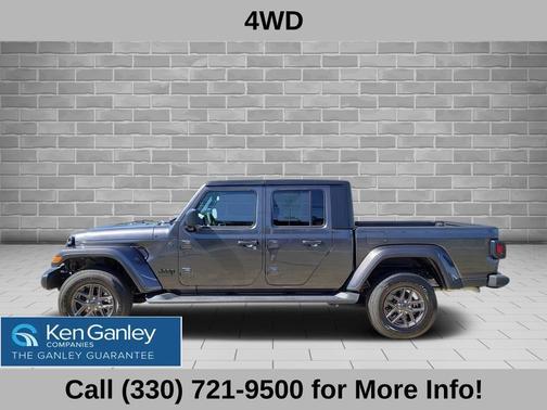 2025 Jeep Gladiator Sport