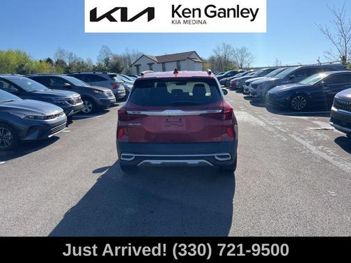 Mars Orange 2023 Kia Seltos S