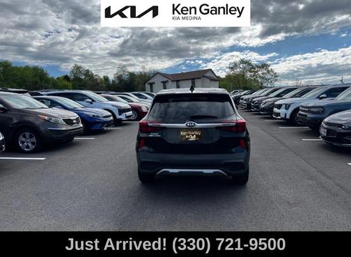 Cherry Black 2021 Kia Seltos LX