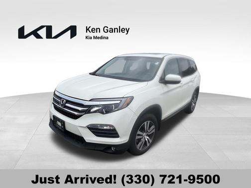 2017 Honda Pilot EX-L w/ Navigation