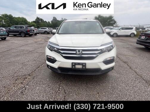 2017 Honda Pilot EX-L w/ Navigation