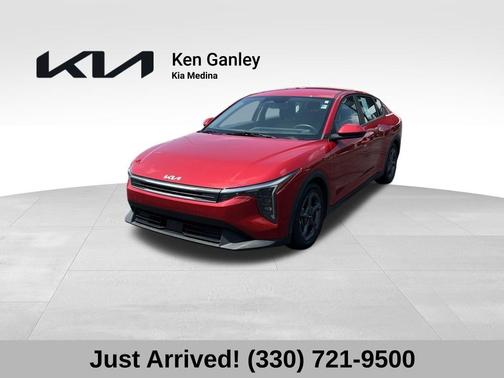 Currant Red 2025 Kia K4