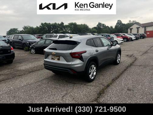 2024 Chevrolet Trax LS