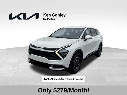 Snow White Pearl 2023 Kia Sportage LX