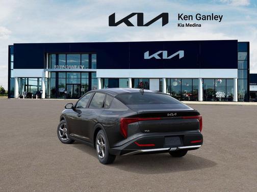 2026 Kia K4 