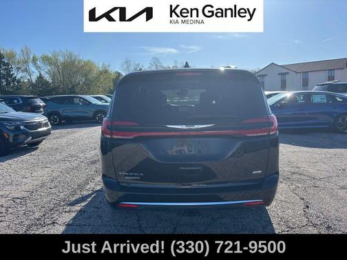 2022 Chrysler Pacifica Pinnacle