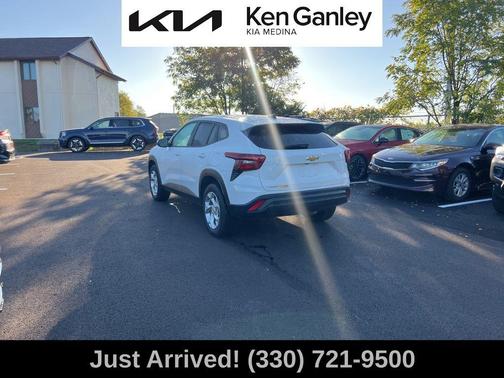 2024 Chevrolet Trax LS