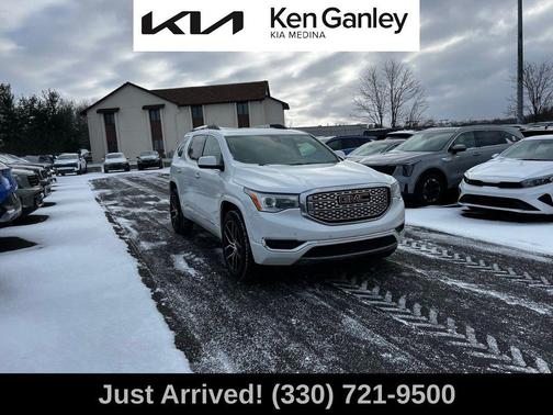 2019 GMC Acadia Denali