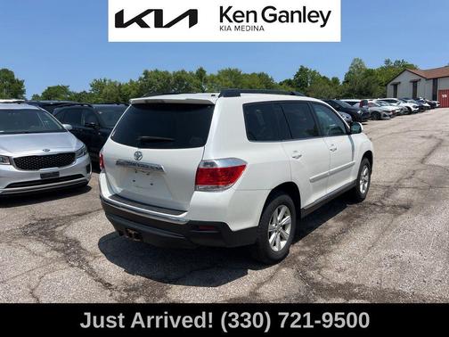2013 Toyota Highlander Base Plus