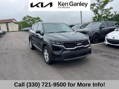 Ebony Black 2022 Kia Sorento LX