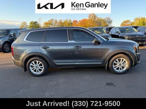 2022 Kia Telluride LX