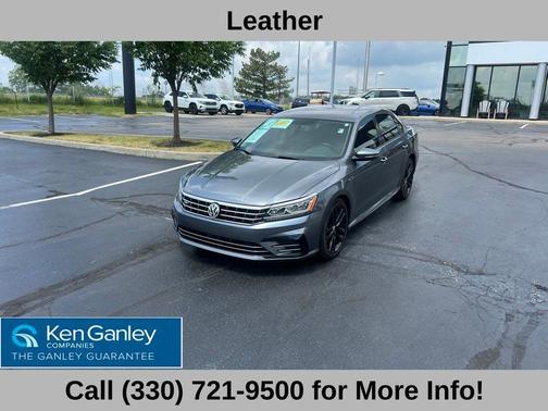 Platinum Gray Metallic 2018 Volkswagen Passat 2.0T R-Line