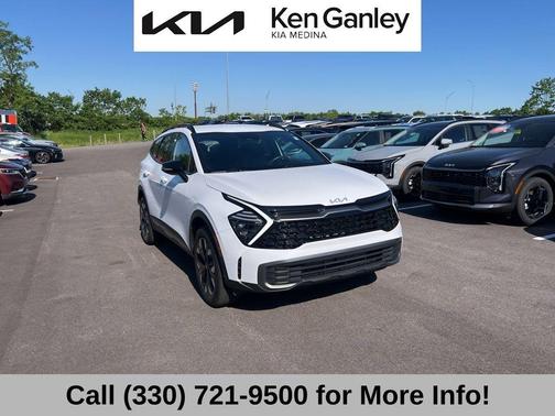 Snow White Pearl 2024 Kia Sportage X-Line