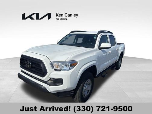 2022 Toyota Tacoma SR