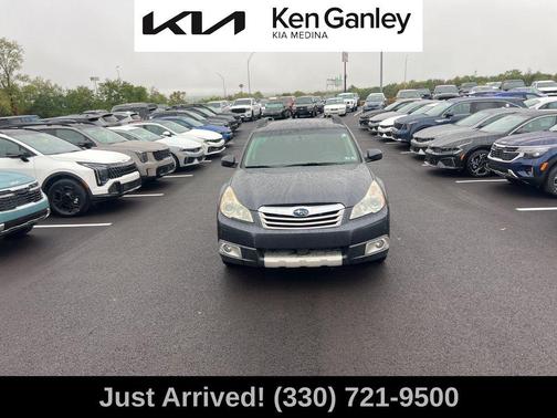 2010 Subaru Outback 2.5i